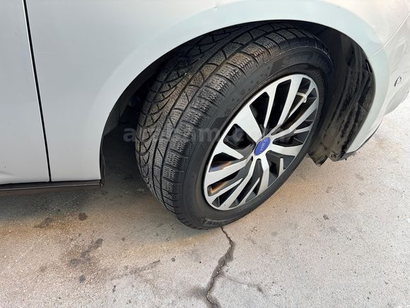 Sahibinden Ford Focus 1.6 Ti-VCT Trend X 2012 Model 