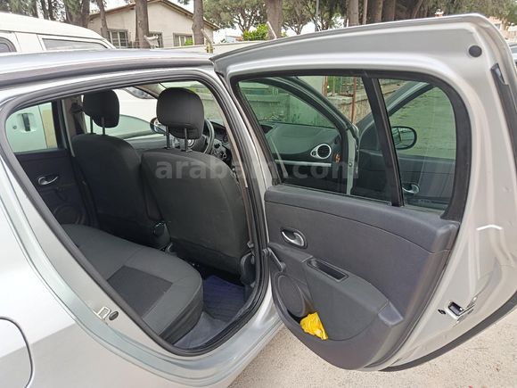 Sahibinden Renault Clio 1.2 Expression 2009 Model