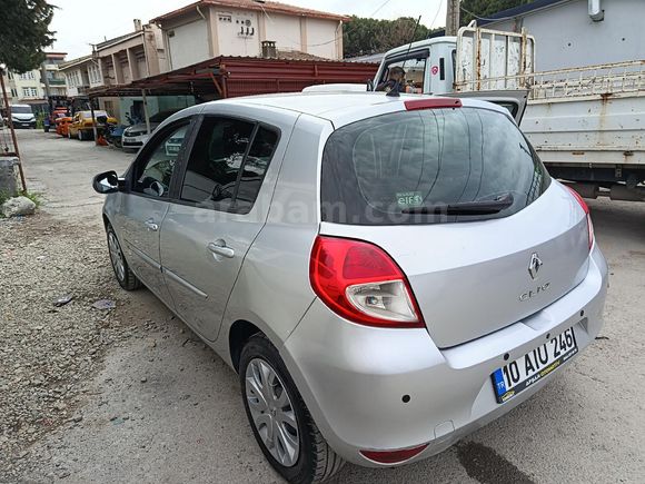 Sahibinden Renault Clio 1.2 Expression 2009 Model