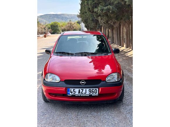 Sahibinden Opel Corsa 1.4 GLS 2000 Model  168.000 km Kırmızı