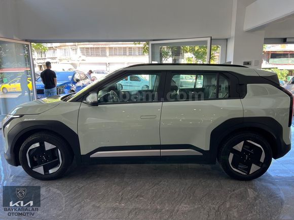 PEUGEOT BAYKARALAR 2024 EV3 ELEGANCE STANDART RANGE 204HP