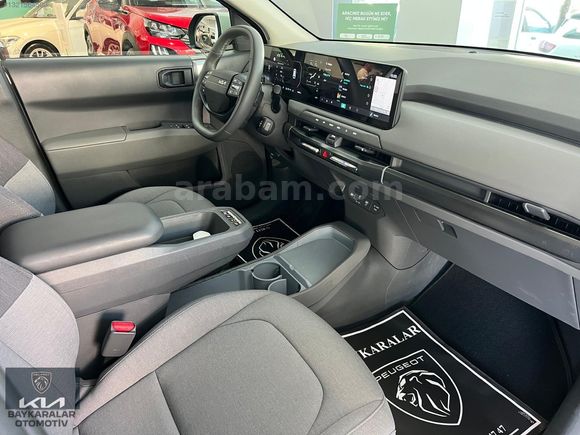 PEUGEOT BAYKARALAR 2024 EV3 ELEGANCE STANDART RANGE 204HP