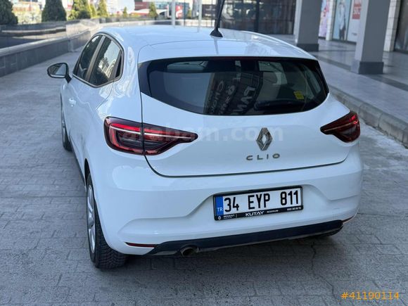 BOYASIZ-ORJİNAL GERİ GÖRÜŞ TESLA EKRANLI-2022 ÇIKIŞLI