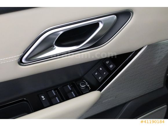 ÖZTORUN OTO - 2021 - RANGE ROVER VELAR - 2.0TD4 - R-Dynamic HSE