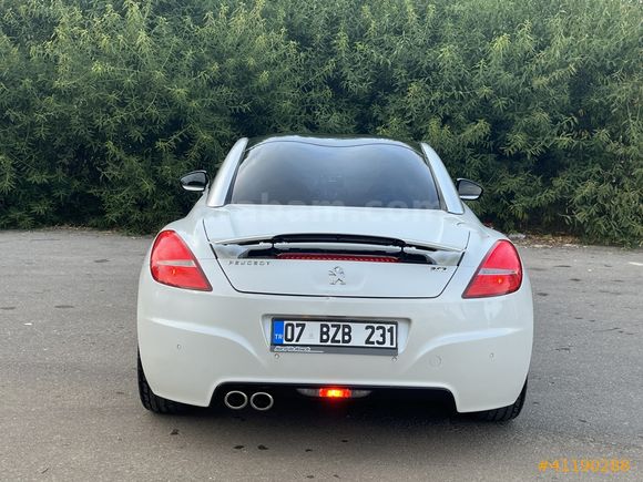 MAKYAJLI RCZ HATASIZ BOYASIZ SEDEFLİ EKRANLI DİKİŞLİ GÖĞÜS