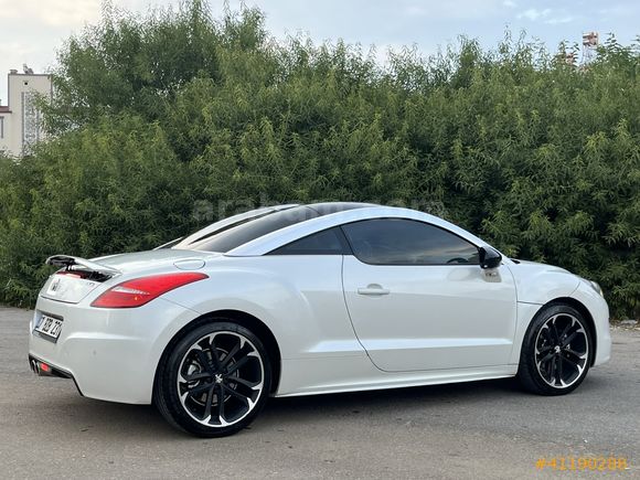 MAKYAJLI RCZ HATASIZ BOYASIZ SEDEFLİ EKRANLI DİKİŞLİ GÖĞÜS