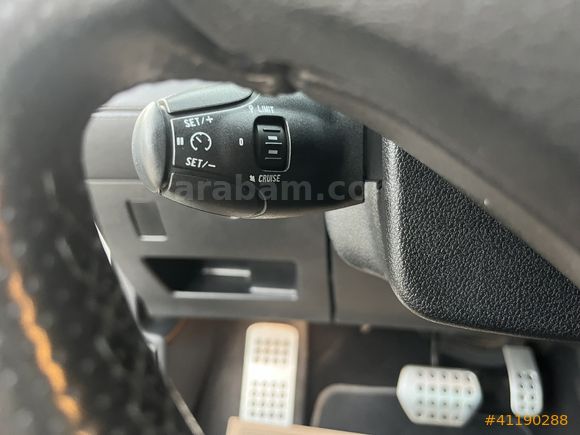 MAKYAJLI RCZ HATASIZ BOYASIZ SEDEFLİ EKRANLI DİKİŞLİ GÖĞÜS