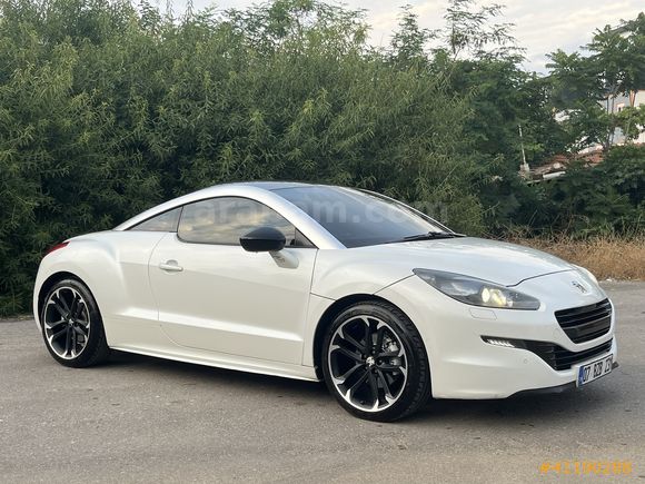 MAKYAJLI RCZ HATASIZ BOYASIZ SEDEFLİ EKRANLI DİKİŞLİ GÖĞÜS