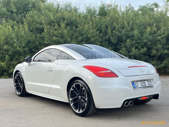 MAKYAJLI RCZ HATASIZ BOYASIZ SEDEFLİ EKRANLI DİKİŞLİ GÖĞÜS
