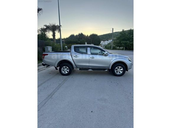 MİTSUBİSHİ L 200 FUL ORJINAL KOÇ OTO GALERİ