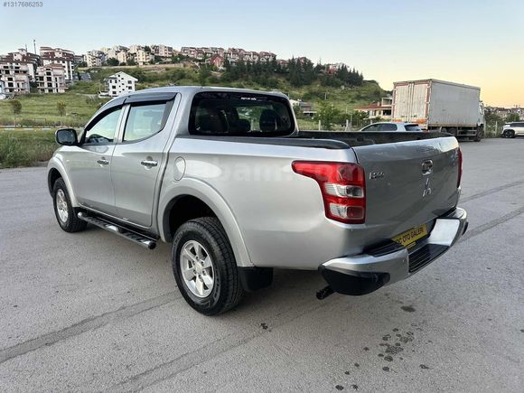 MİTSUBİSHİ L 200 FUL ORJINAL KOÇ OTO GALERİ