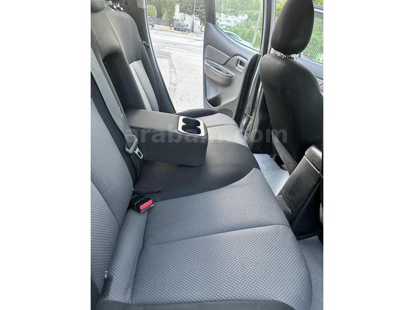 MİTSUBİSHİ L 200 FUL ORJINAL KOÇ OTO GALERİ