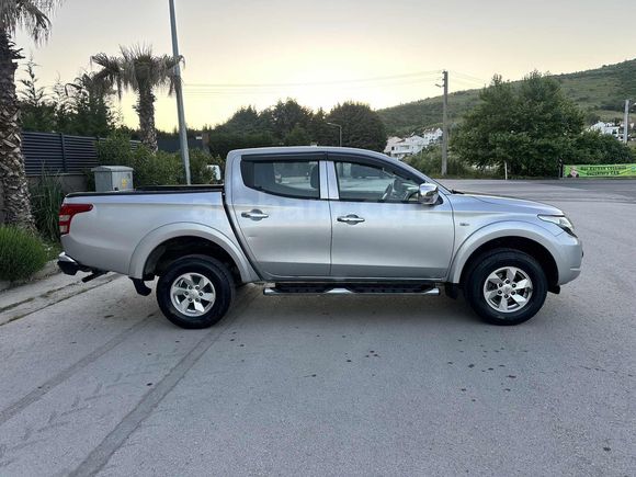 MİTSUBİSHİ L 200 FUL ORJINAL KOÇ OTO GALERİ