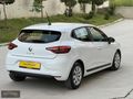 2023 RENAULT CLİO JOY HATASIZ BOYASIZ KARTA 12 TAKSİT