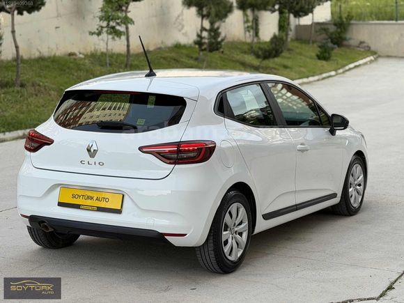 2023 RENAULT CLİO JOY HATASIZ BOYASIZ KARTA 12 TAKSİT