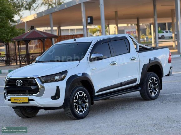 Toyota Hilux 4x2 otomatik 60 BİNDE