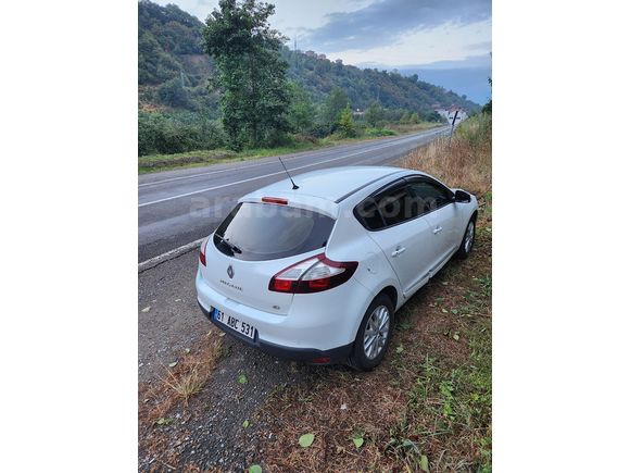 Sahibinden Renault Megane 1.5 dCi Touch Plus 2015 Model 