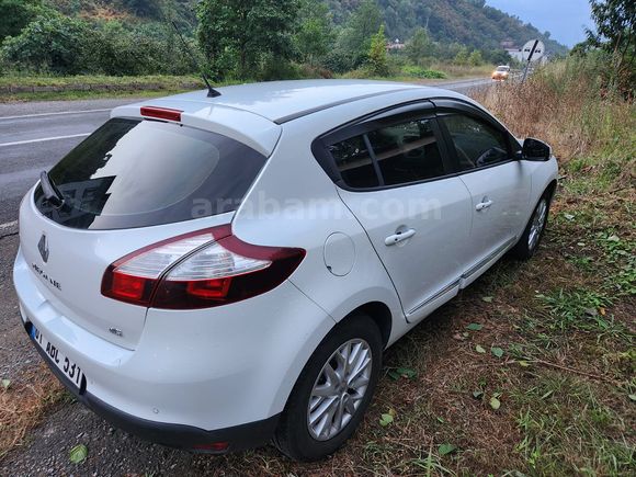 Sahibinden Renault Megane 1.5 dCi Touch Plus 2015 Model 