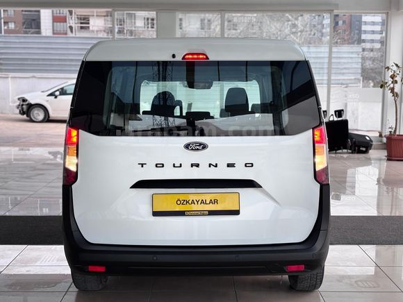 ÖZKAYALAR'DAN 2024 MODEL COURİER 1.5 ECOBLUE TREND 100 HP