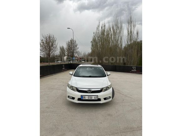 Sahibinden Honda Civic 1.6i VTEC Elegance 2012 Model Adana