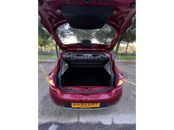 Dacia Sandero 1.5 dCi Stepway 2013 2014 cıkıslı hatasız boyasız