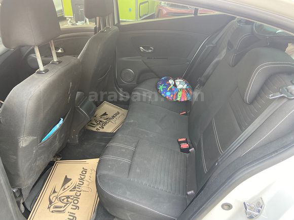 Sahibinden Renault Fluence 1.5 dCi Touch Plus 2015 Model 