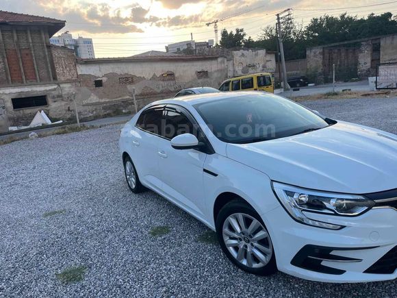 Sahibinden Renault Megane 1.5 Blue DCI Joy 2021 Model 