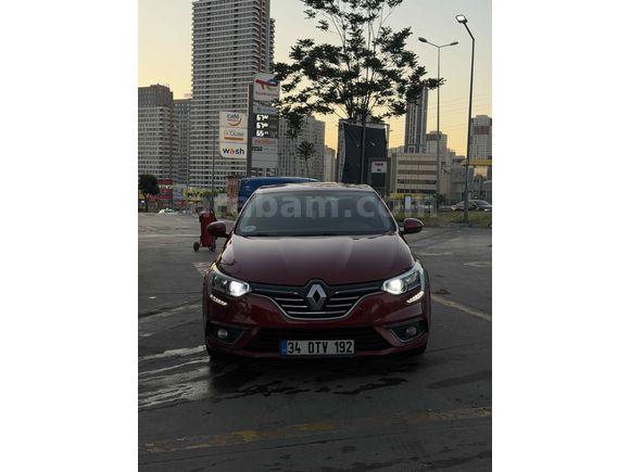 Sahibinden Renault Megane 1.6 Joy 2017 Model  95.000 km Kırmızı