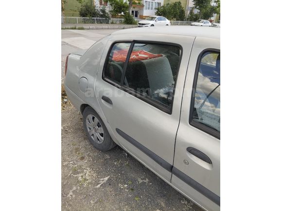 Sahibinden Renault Clio 1.4 RNA 2001 Model