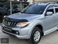 2017 MİTSUBİSHİL2004X2 154HP GERİGÖRÜŞ HIZSABİT YENİ DİREKSİYON