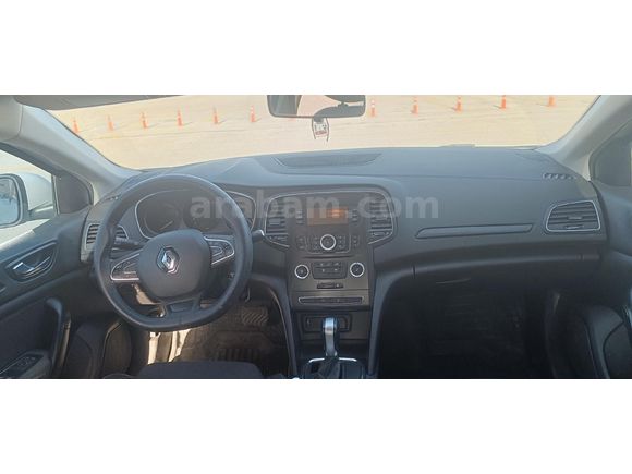 Sahibinden Renault Megane 1.5 Blue DCI Joy 2020 Model