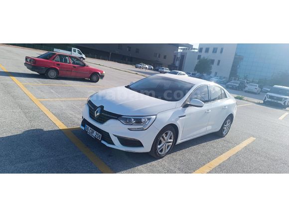 Sahibinden Renault Megane 1.5 Blue DCI Joy 2020 Model