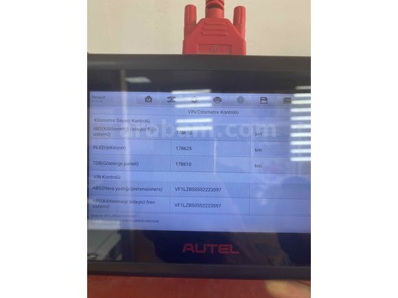 Sahibinden Renault Fluence 1.5 dCi Touch Plus 2014 Model
Trafiğe 2015 çıkışlıdır 