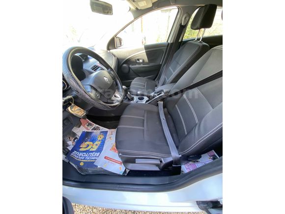 Sahibinden Renault Fluence 1.5 dCi Touch Plus 2014 Model
Trafiğe 2015 çıkışlıdır 