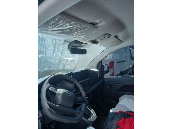 Sahibinden Opel Vivaro 1.5 D Ultimate 2025 Model
