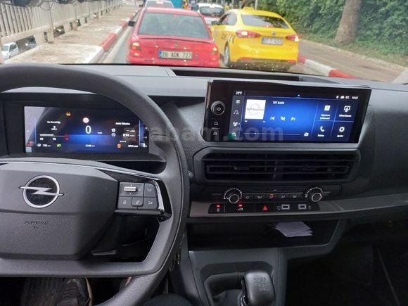 Sahibinden Opel Vivaro 1.5 D Ultimate 2025 Model
