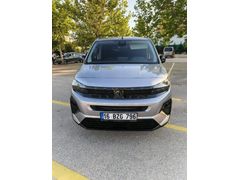 Sahibinden Peugeot Rifter 1.5 BlueHDI Allure 2025 Model