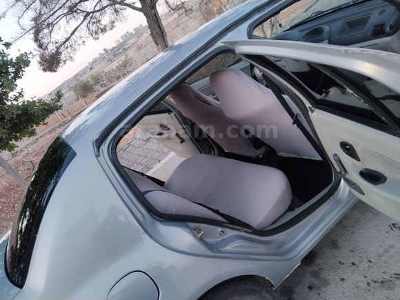 Sahibinden Renault Clio 1.4 Alize 2006 Model  110.000 km Füme