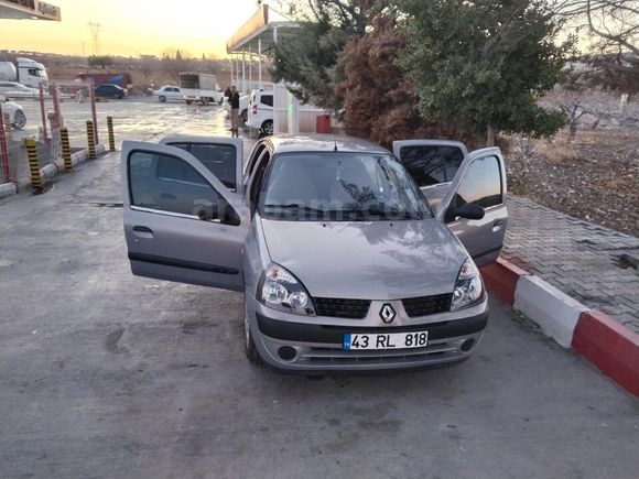 Sahibinden Renault Clio 1.4 Alize 2006 Model  110.000 km Füme