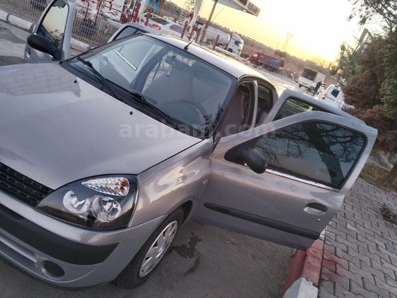 Sahibinden Renault Clio 1.4 Alize 2006 Model  110.000 km Füme