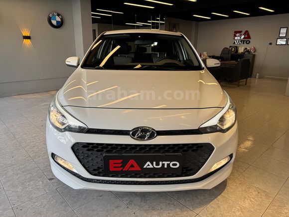 EA AUTO'DAN BOYASIZ DEĞİŞENSİZ 2016 MODEL OTOMATİK 92.000 KM