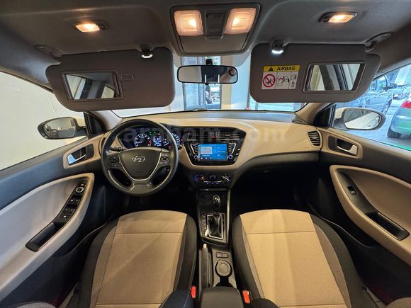 EA AUTO'DAN BOYASIZ DEĞİŞENSİZ 2016 MODEL OTOMATİK 92.000 KM