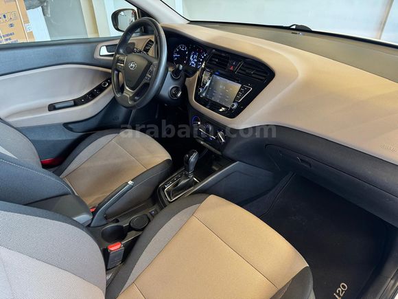 EA AUTO'DAN BOYASIZ DEĞİŞENSİZ 2016 MODEL OTOMATİK 92.000 KM