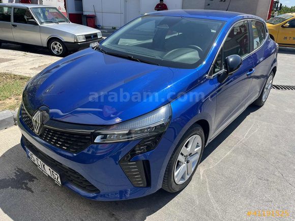 2024 BOYASIZ TRAMERSİZ 17.000 KM OTOMATİK CLİO 5 EVOLUTİON