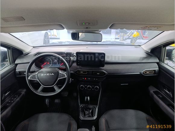 410.000 TL PEŞİNATLA 2024 SANDERO STEPWAY 1.0 TCE EXPRESSION