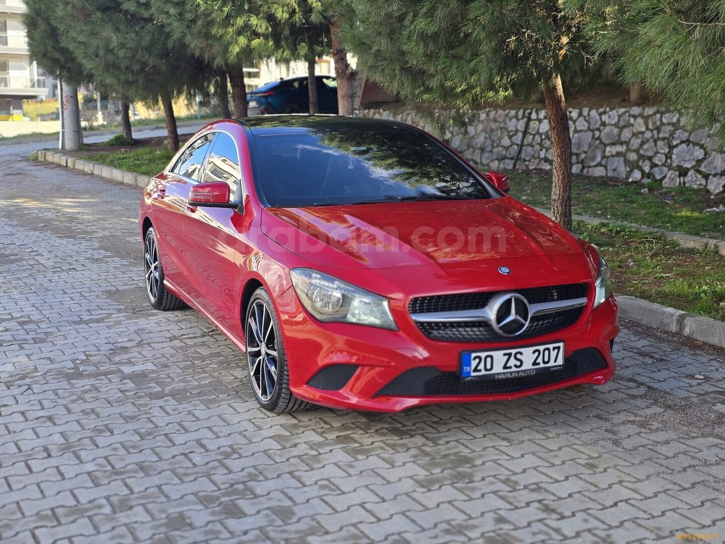 Galeriden Mercedes - Benz CLA 180 D Urban 2014 Model Manisa 165.000 km Kırmızı 2