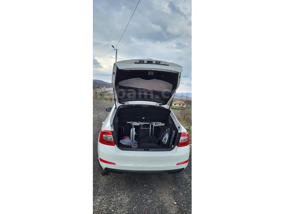 Sahibinden Skoda Octavia 1.6 TDI Elegance CR