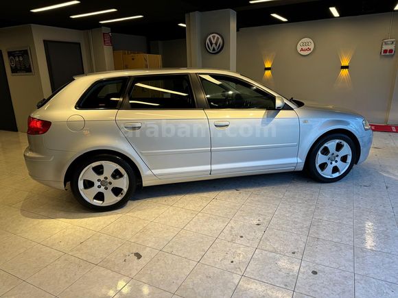 EA AUTO'DAN EMSALSİZ TEMİZLİKTE TEK PARÇA BOYALI 159.000 KM LPG