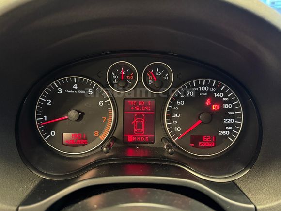 EA AUTO'DAN EMSALSİZ TEMİZLİKTE TEK PARÇA BOYALI 159.000 KM LPG