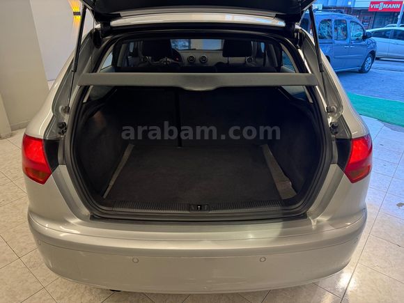 EA AUTO'DAN EMSALSİZ TEMİZLİKTE TEK PARÇA BOYALI 159.000 KM LPG